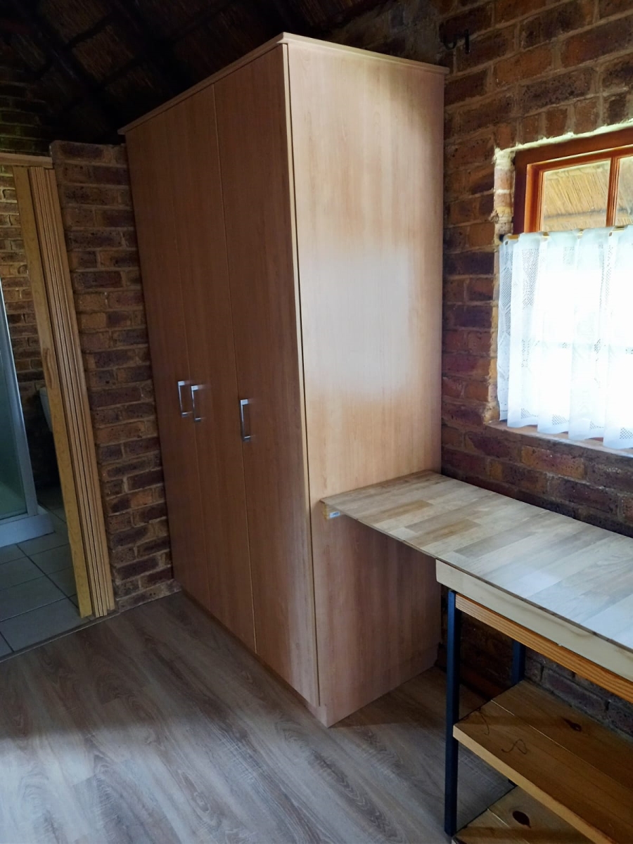 To Let 1 Bedroom Property for Rent in Boschenvaal River Front Lodges Free State